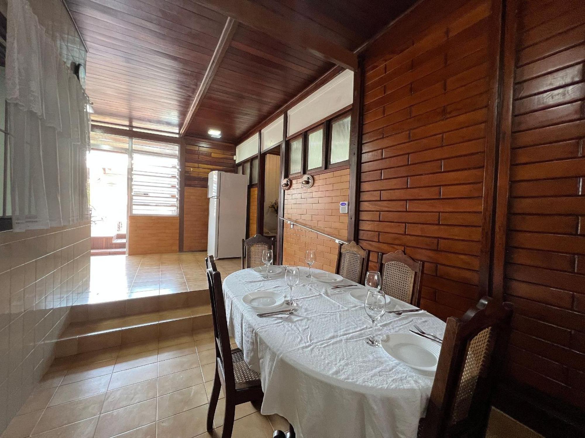Casa Agradavel Com Piscina, A Poucos Passos Da Praia Peruibe Ngoại thất bức ảnh