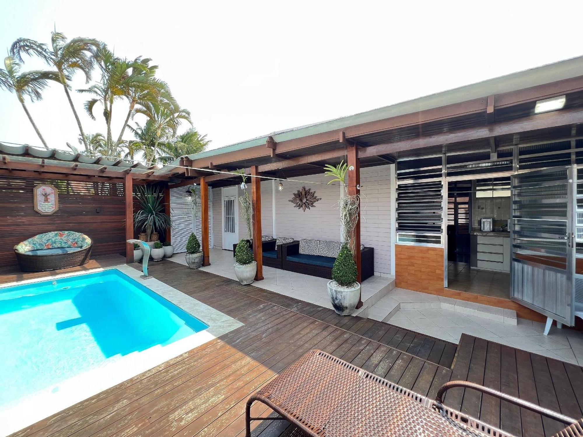 Casa Agradavel Com Piscina, A Poucos Passos Da Praia Peruibe Ngoại thất bức ảnh