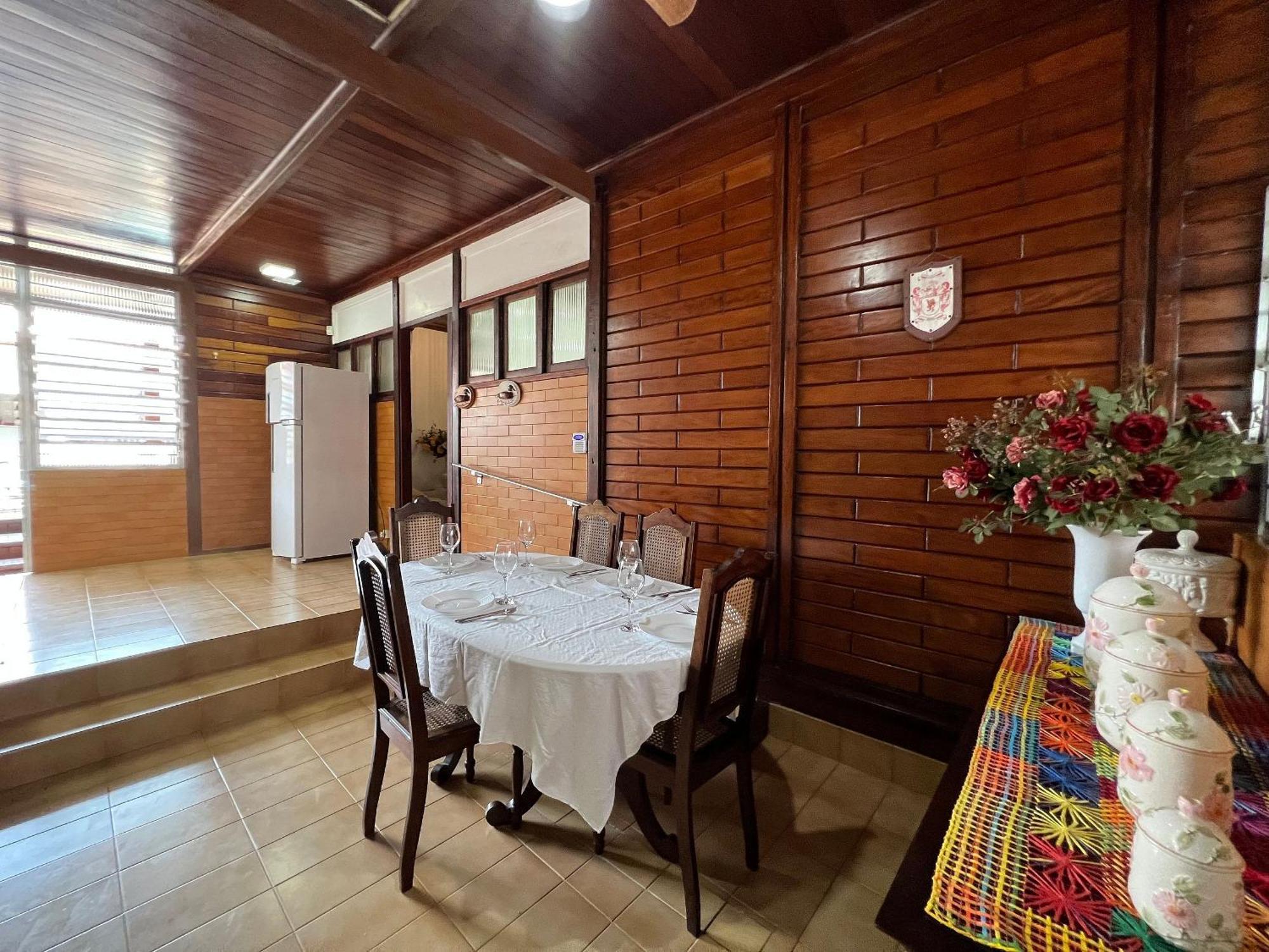 Casa Agradavel Com Piscina, A Poucos Passos Da Praia Peruibe Ngoại thất bức ảnh