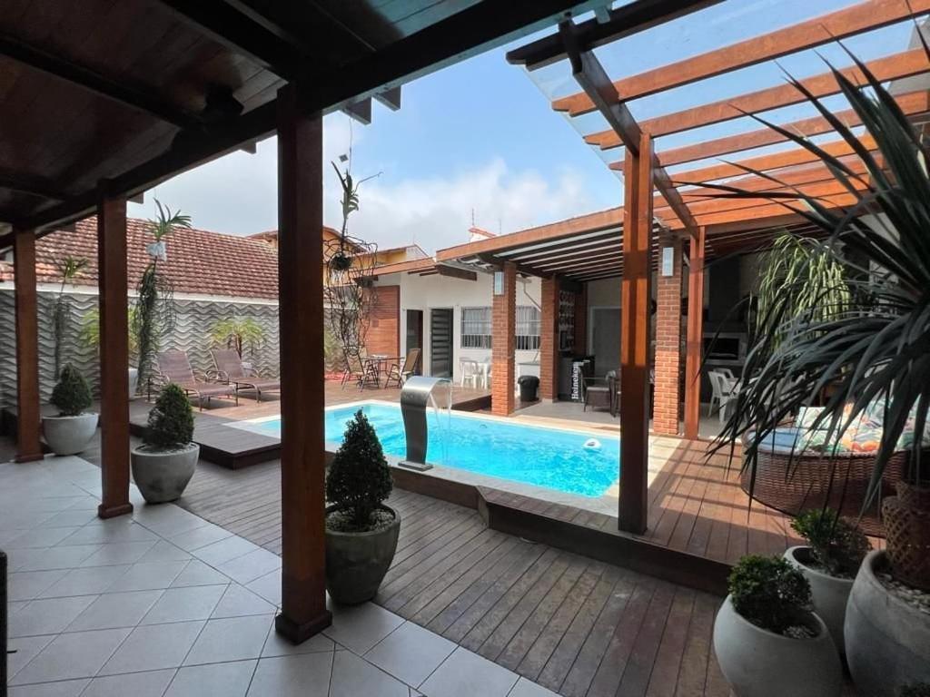 Casa Agradavel Com Piscina, A Poucos Passos Da Praia Peruibe Ngoại thất bức ảnh