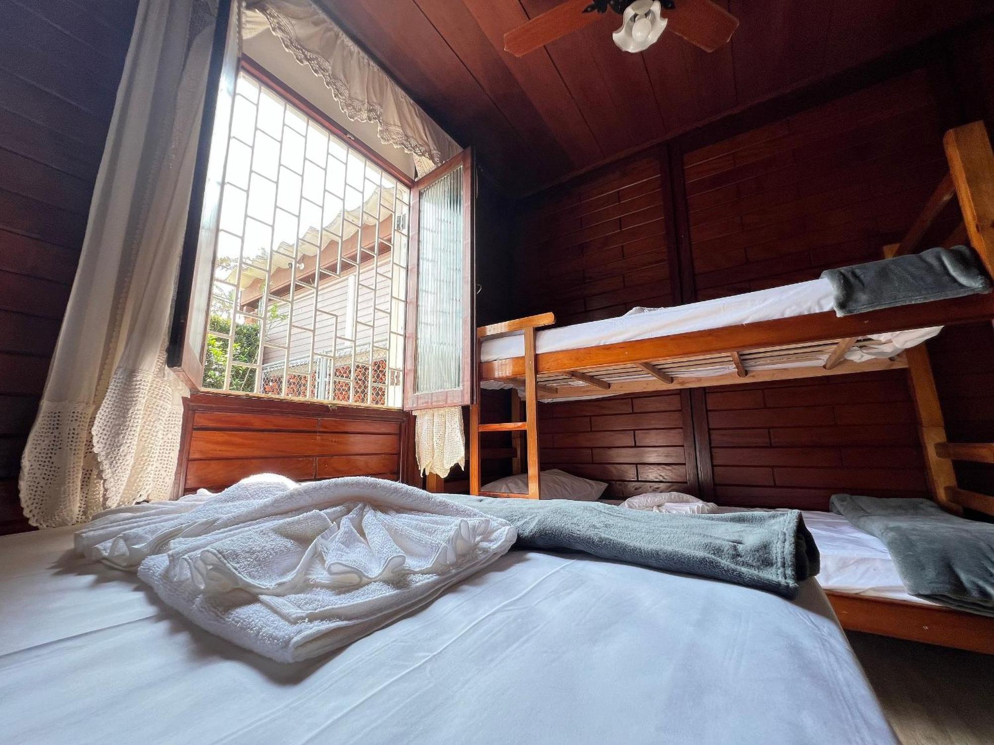 Casa Agradavel Com Piscina, A Poucos Passos Da Praia Peruibe Ngoại thất bức ảnh