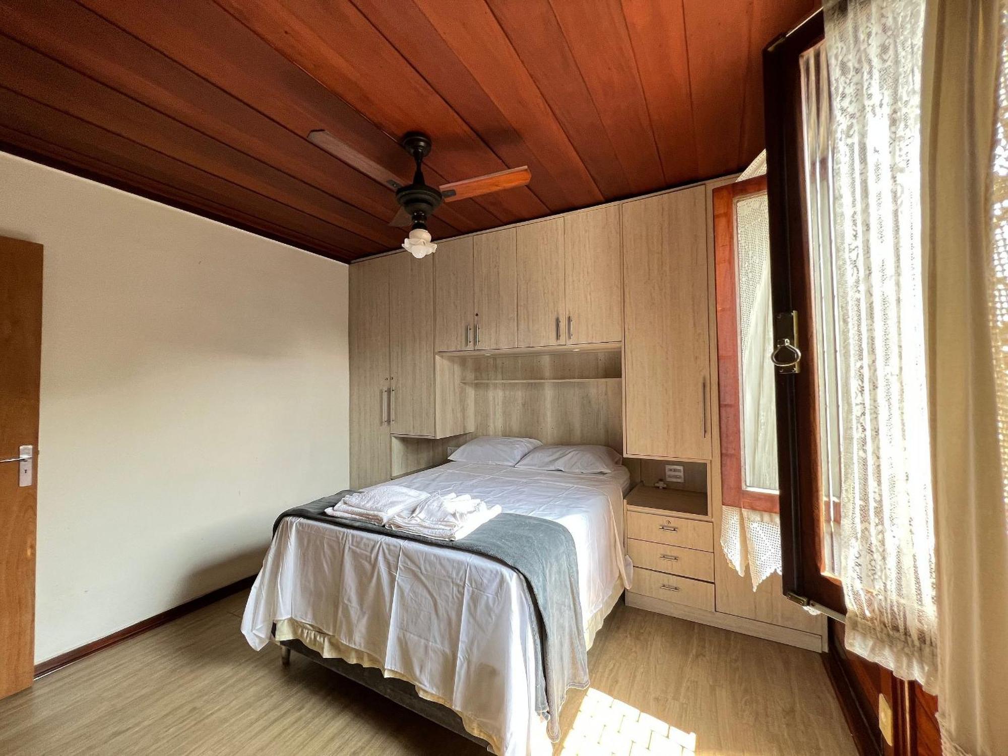Casa Agradavel Com Piscina, A Poucos Passos Da Praia Peruibe Ngoại thất bức ảnh