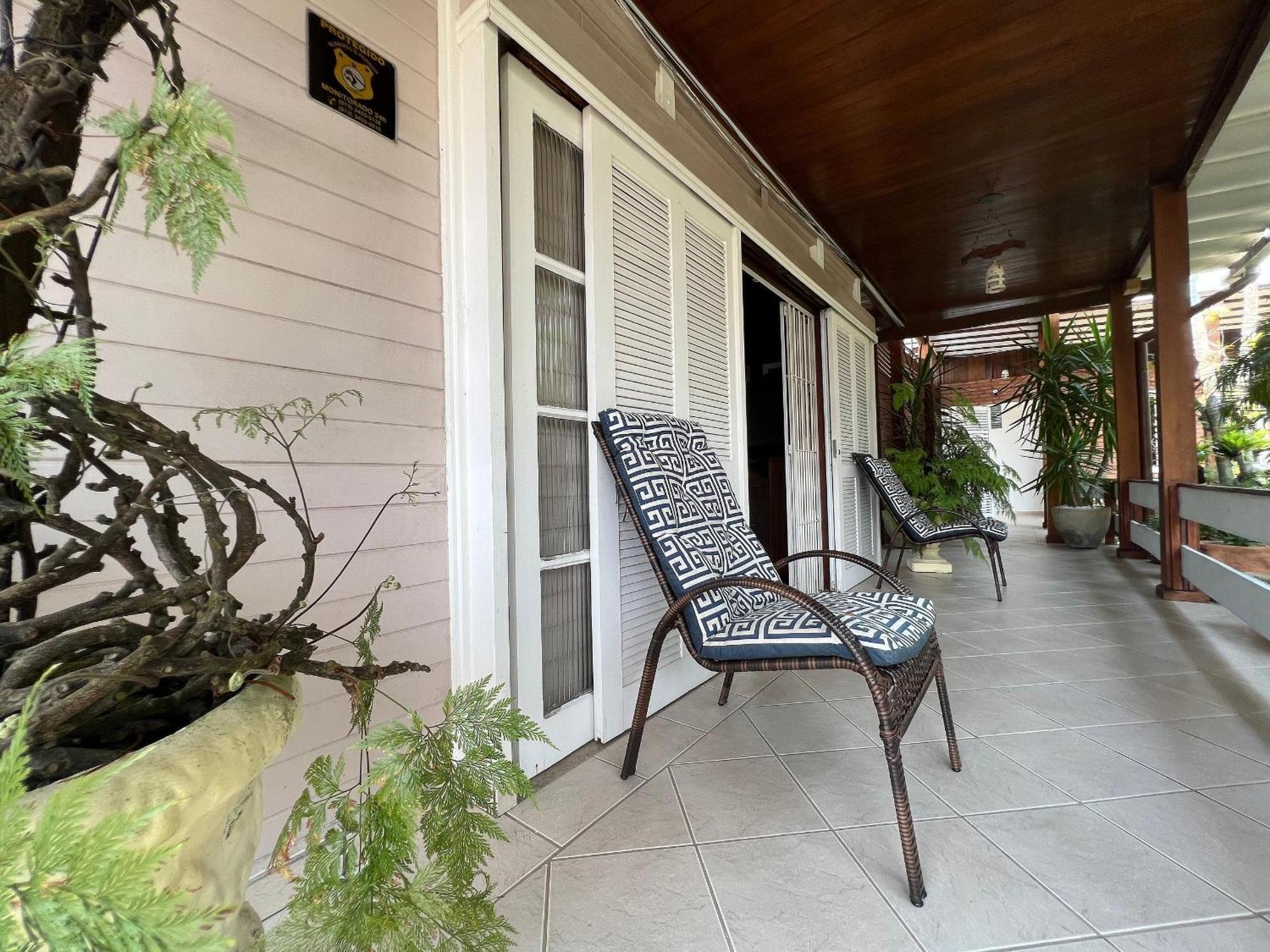 Casa Agradavel Com Piscina, A Poucos Passos Da Praia Peruibe Ngoại thất bức ảnh