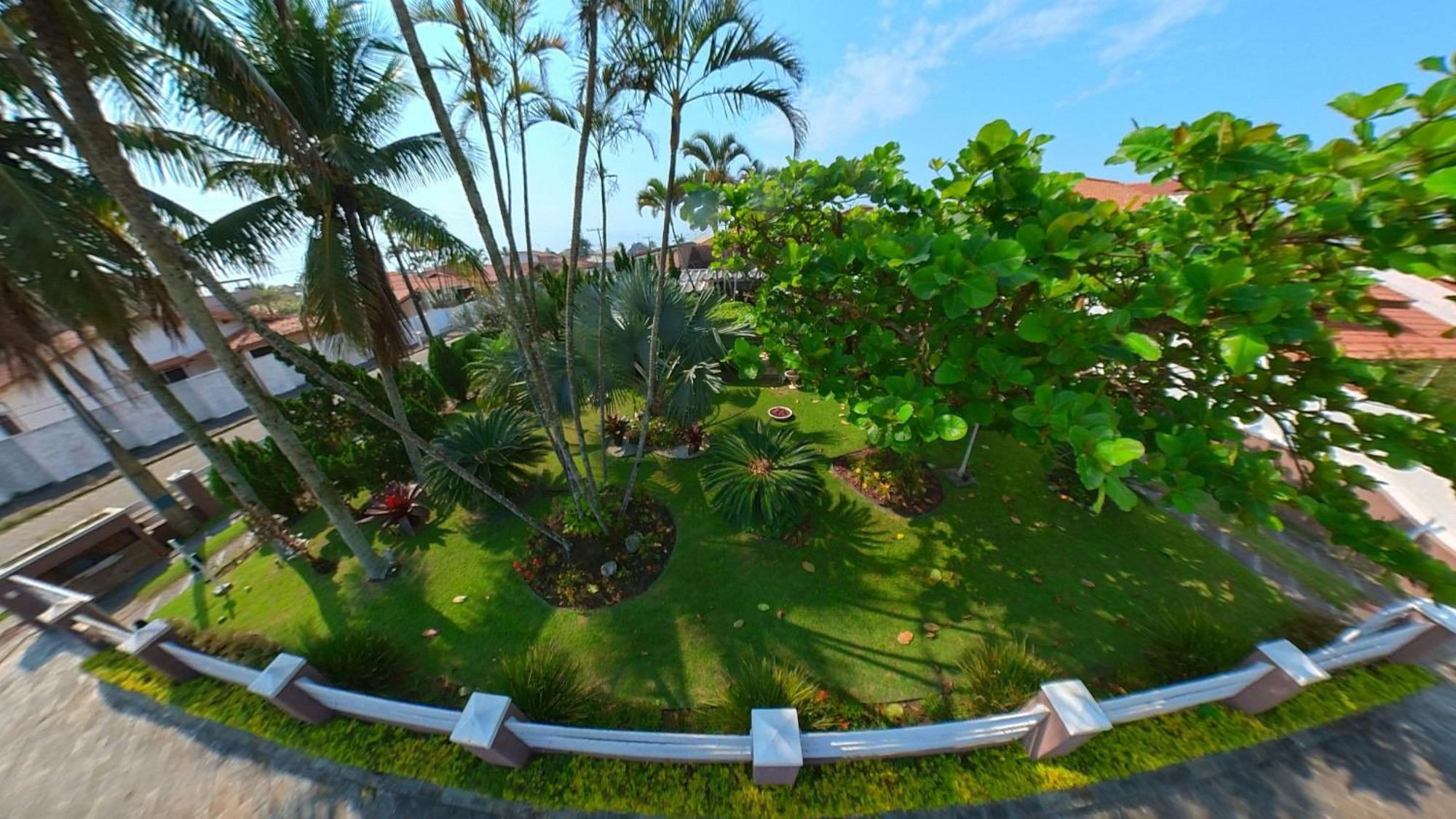 Casa Agradavel Com Piscina, A Poucos Passos Da Praia Peruibe Ngoại thất bức ảnh